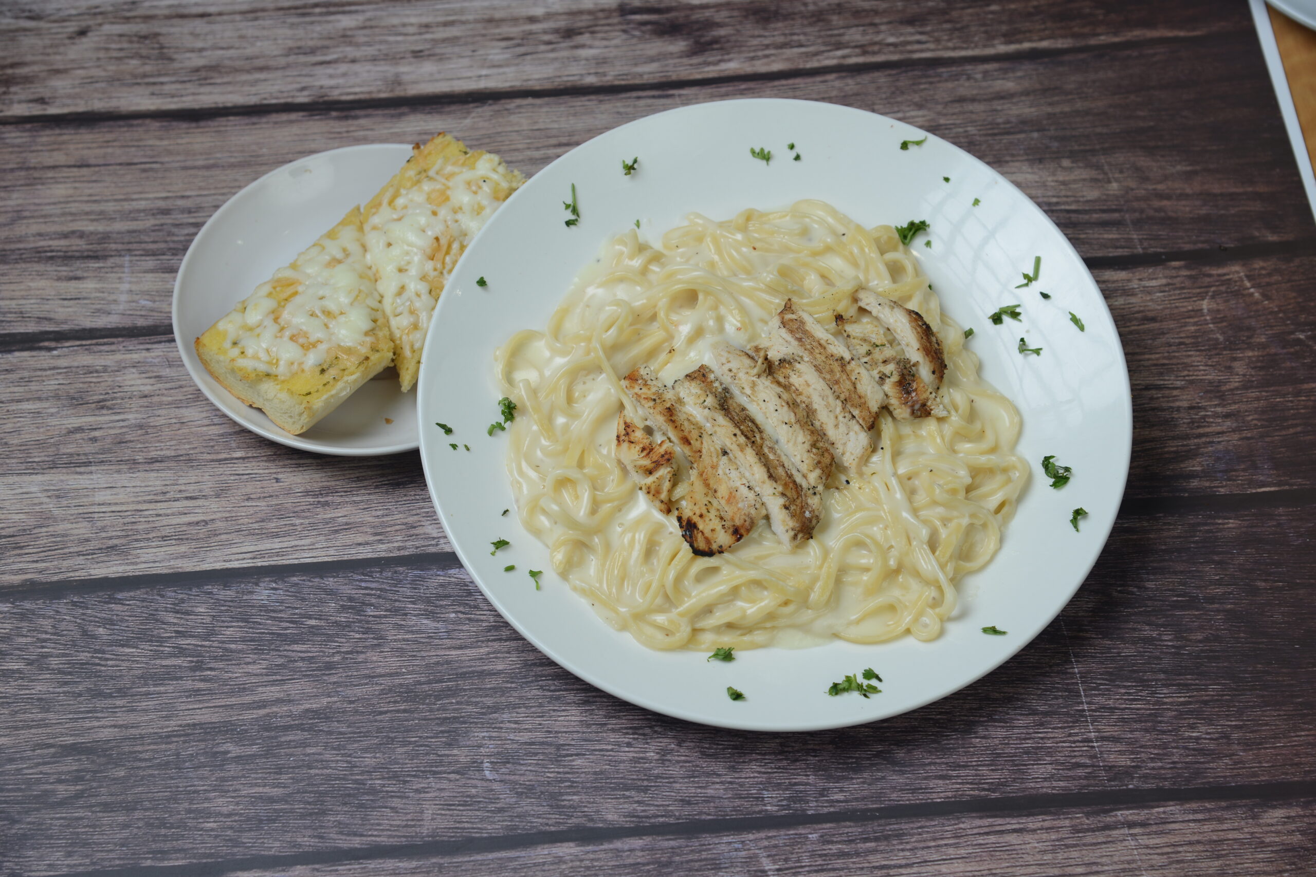 Linguini Chicken Alfredo